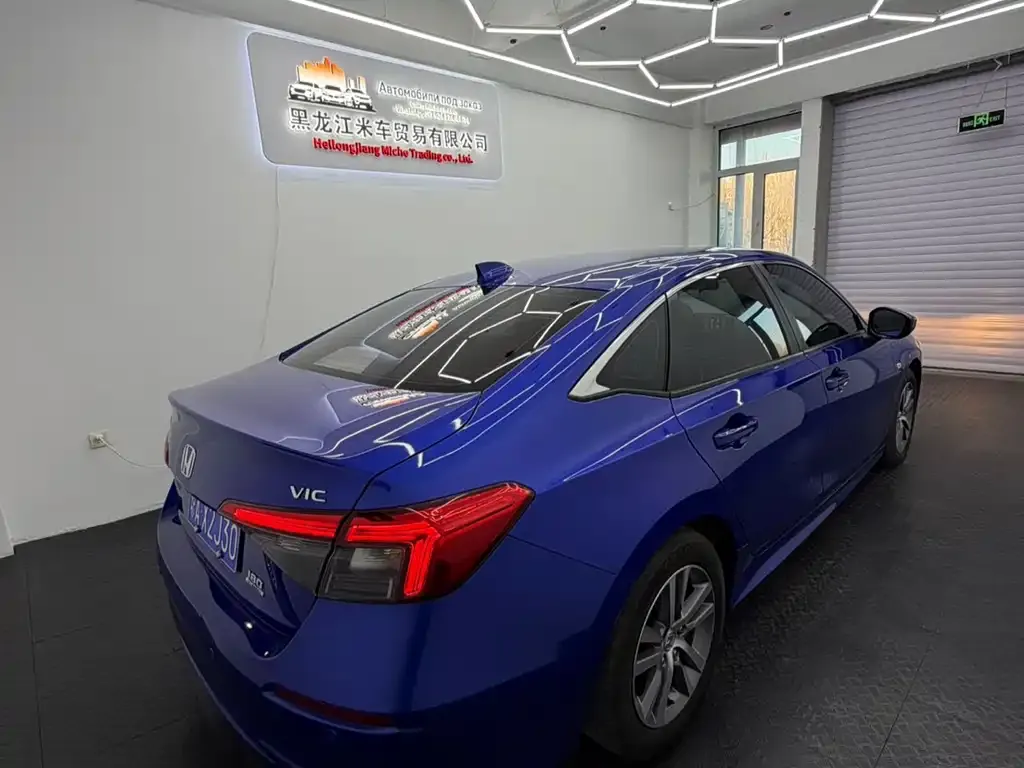 Honda Civic — фото 6