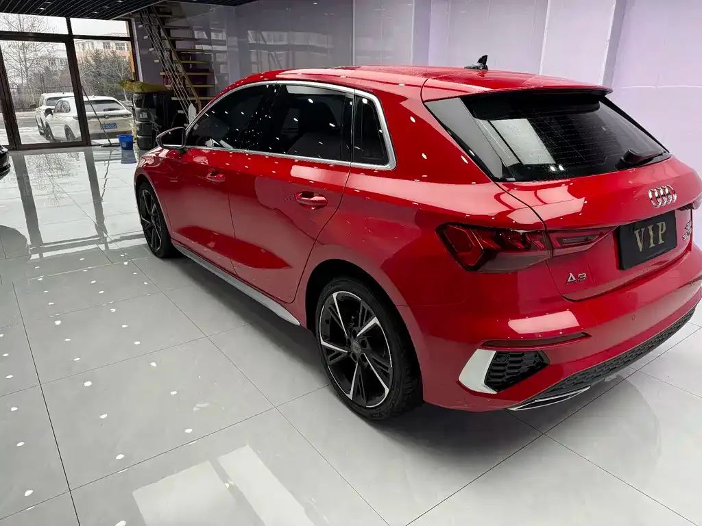 Audi A3 2022 из CN, фото 4