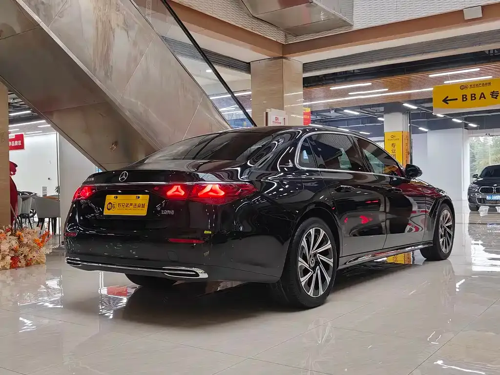 Mercedes-Benz E-Class 2024 из CN, фото 6