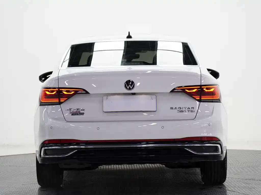 Volkswagen Sagitar 2022 из CN, фото 4
