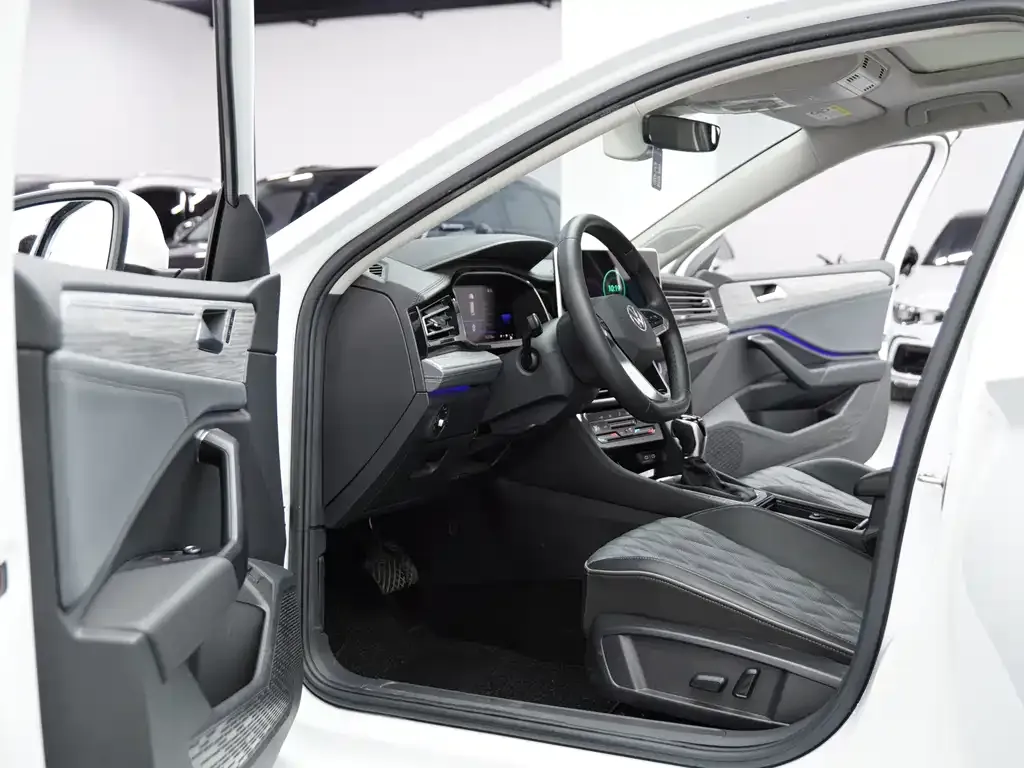 Volkswagen Sagitar 2022 из CN, фото 9