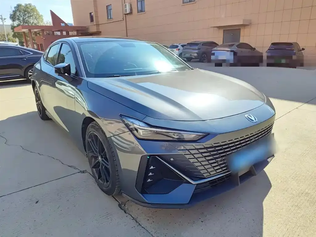 Changan UNI-V 2023 из CN, фото 4