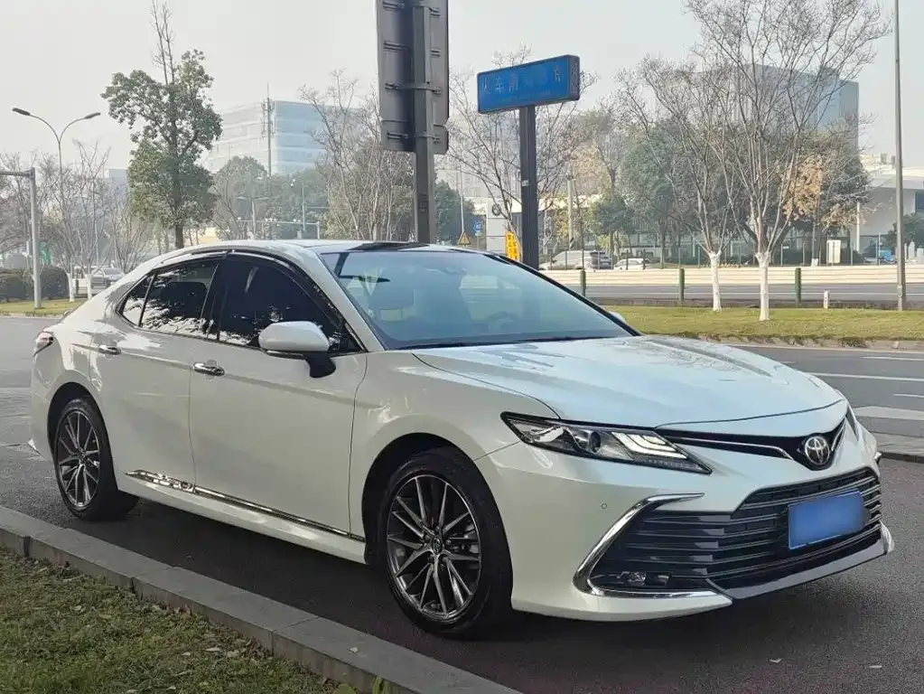 Toyota Camry 2022 из CN, фото 3