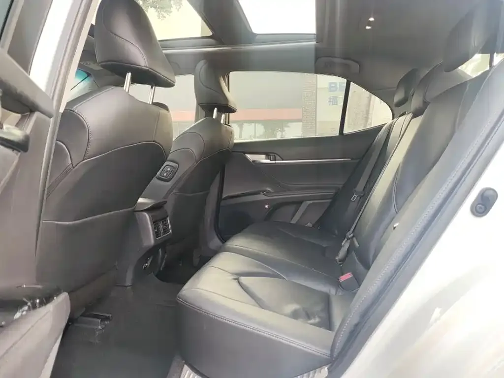 Toyota Camry 2022 из CN, фото 8