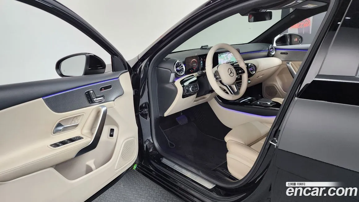 Mercedes-Benz A-Class — фото 10