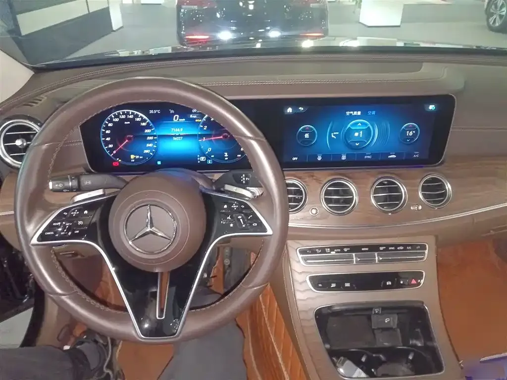 Mercedes-Benz E-Class 2023 из CN, фото 10