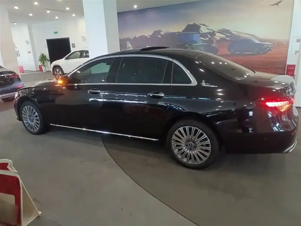 Mercedes-Benz E-Class 2023 из CN, фото 5