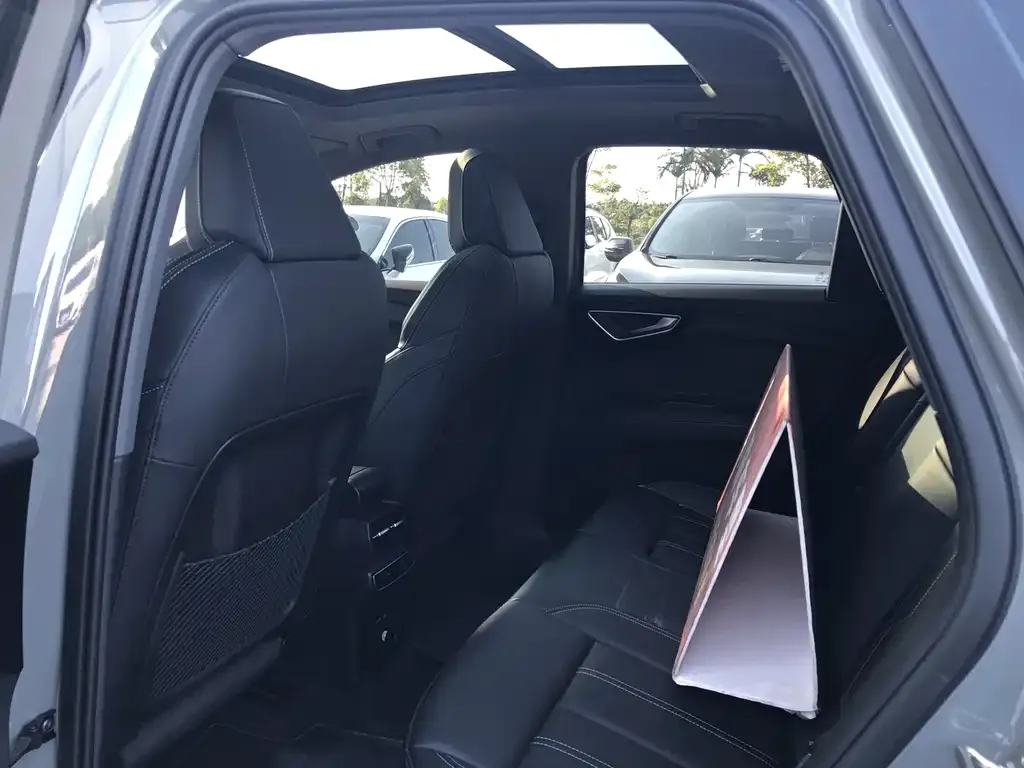 Audi Q4 e-tron 2024 из CN, фото 5