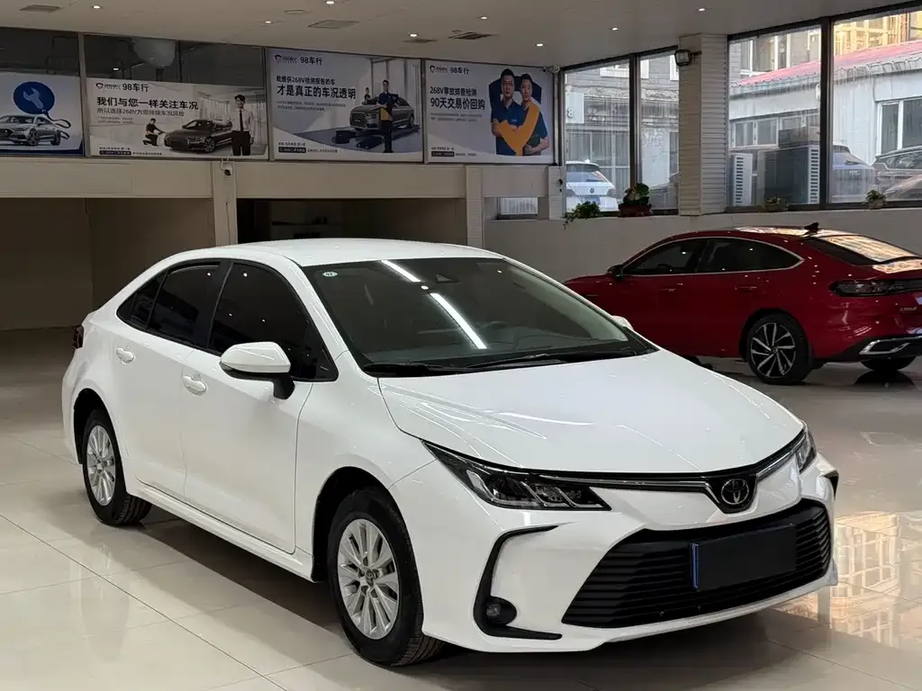 Toyota Corolla 2022 из CN, фото 3