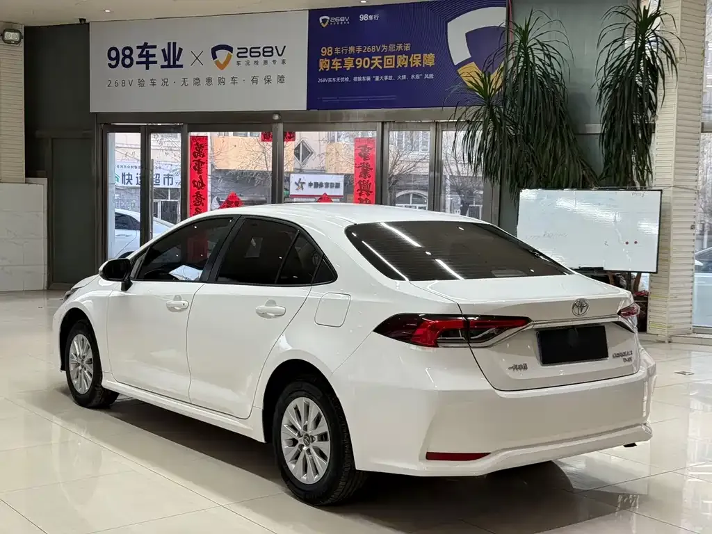 Toyota Corolla 2022 из CN, фото 6