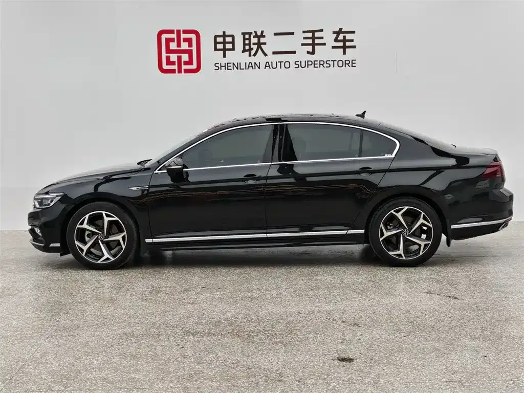 Volkswagen Magotan 2024 из CN, фото 3