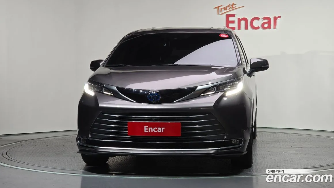 Toyota Sienna 2022 из KR, фото 3