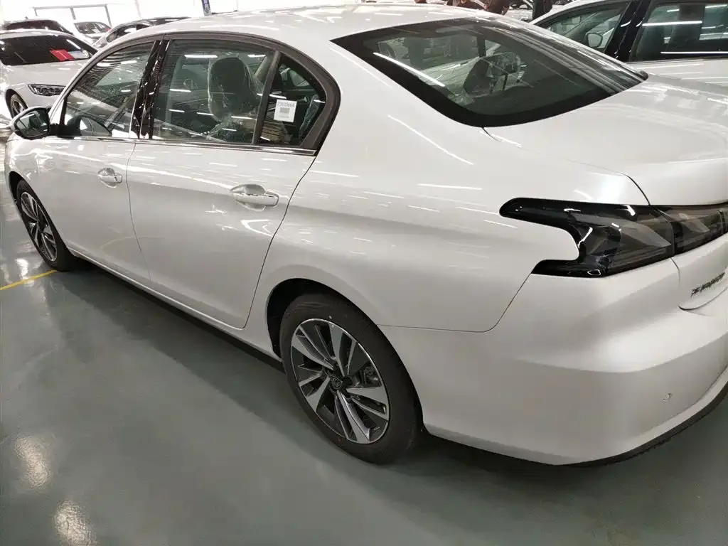 Peugeot 408 2025 из CN, фото 5
