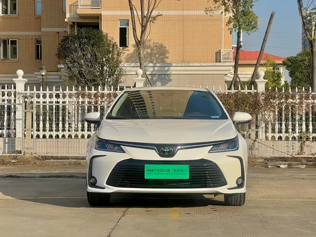 Toyota Corolla 2022 из CN, фото 3
