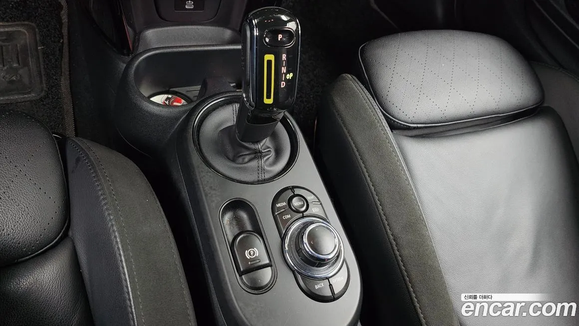 Mini Cooper 2023 из KR, фото 9