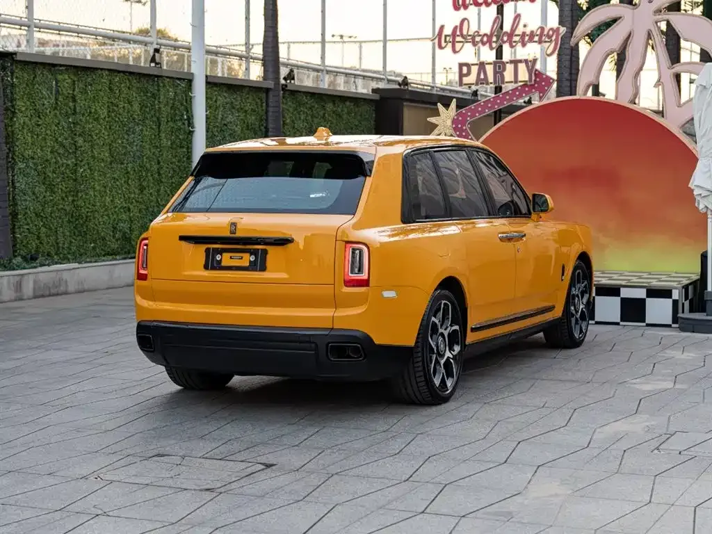 Rolls-Royce Cullinan 2024 из CN, фото 4