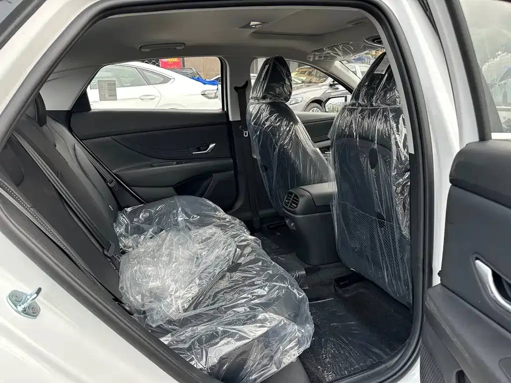 Hyundai Elantra 2025 из CN, фото 6