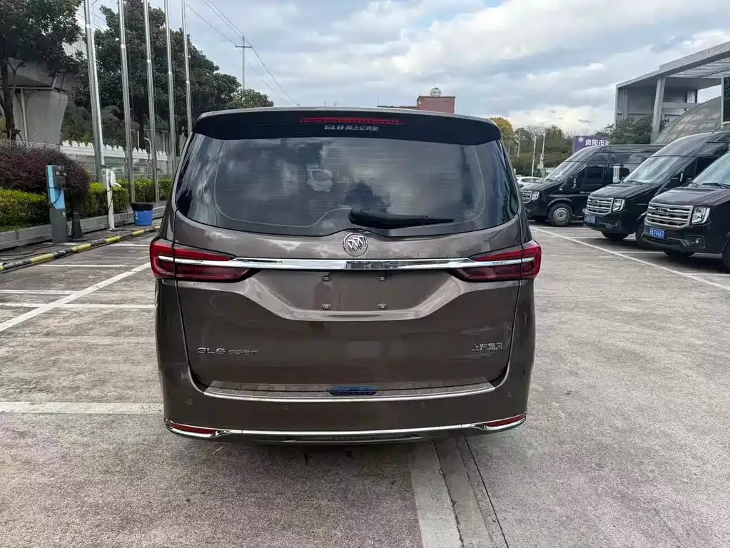 Buick GL8 2021 из CN, фото 7