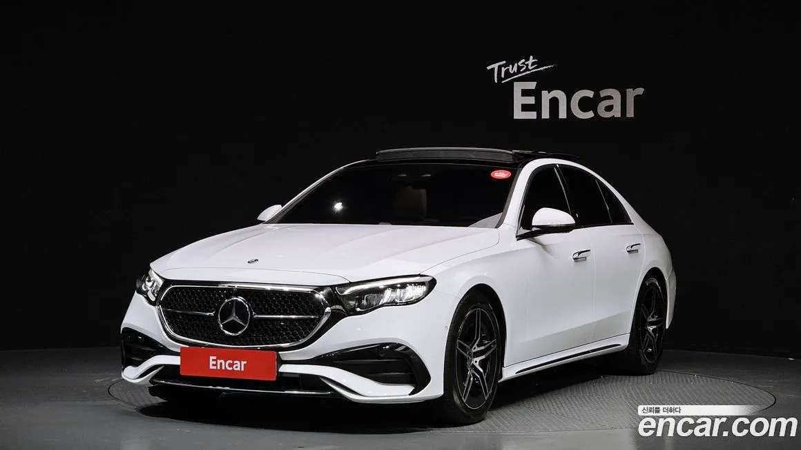 Mercedes-Benz E-Class — фото 1