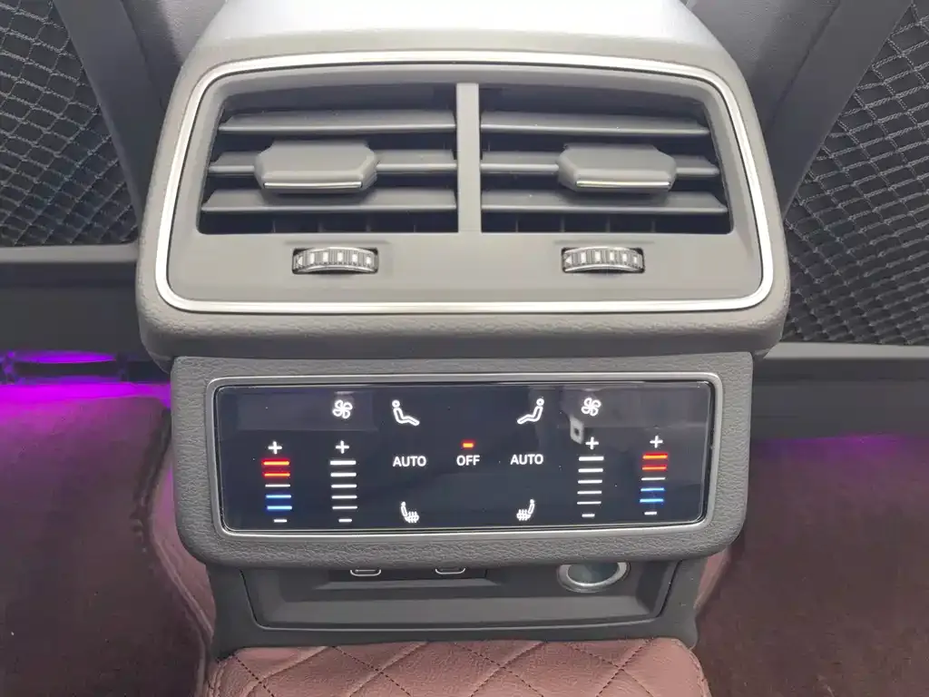 Audi A6L 2024 из CN, фото 7