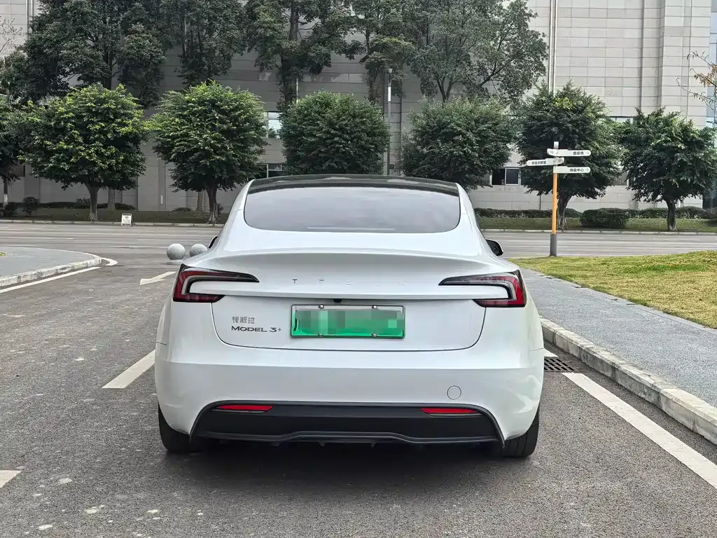 Tesla Model 3 2024 из CN, фото 5