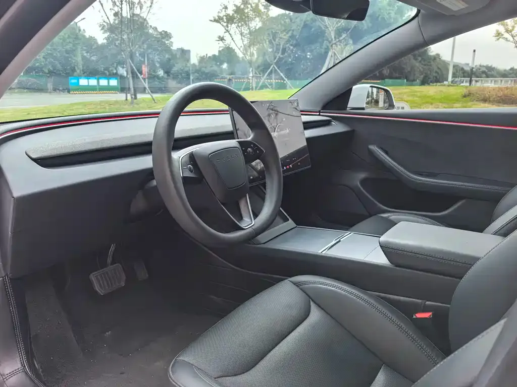 Tesla Model 3 2024 из CN, фото 7