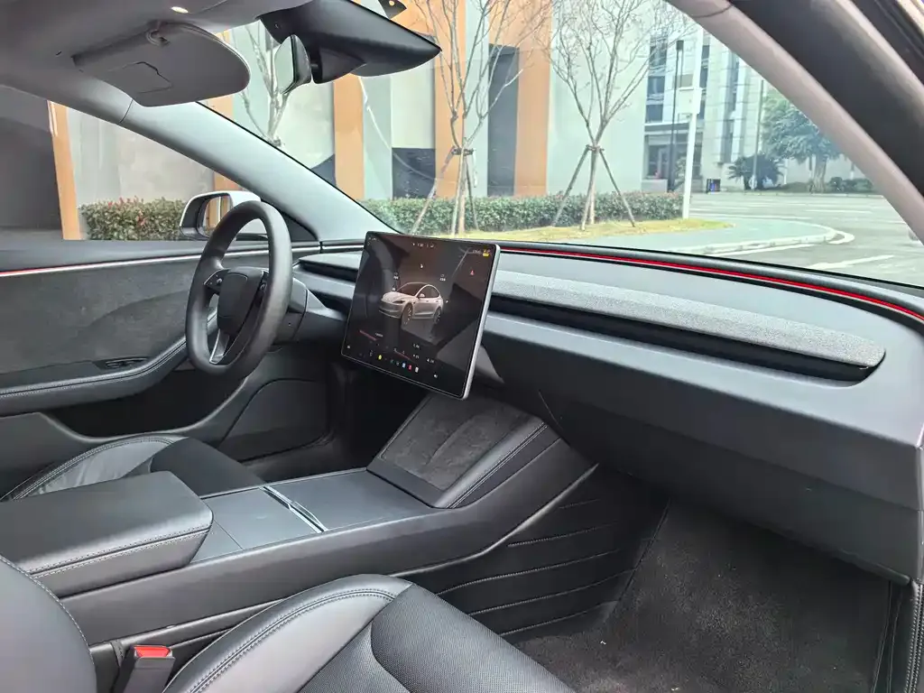 Tesla Model 3 2024 из CN, фото 9