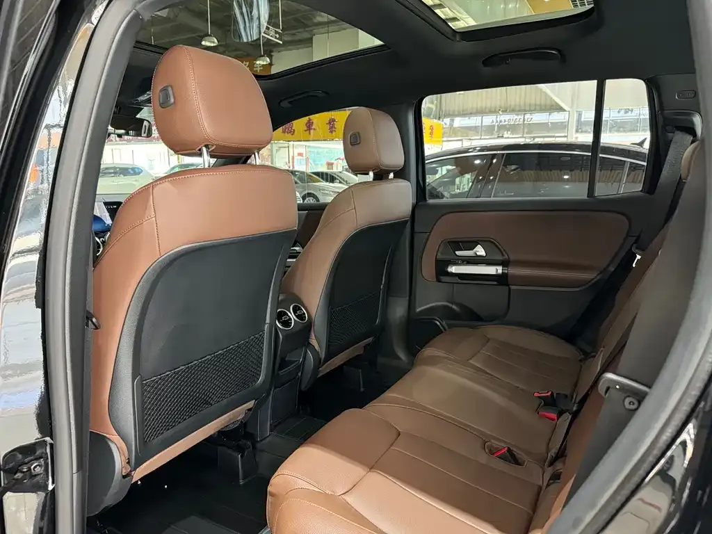 Mercedes-Benz GLB 2023 из CN, фото 5