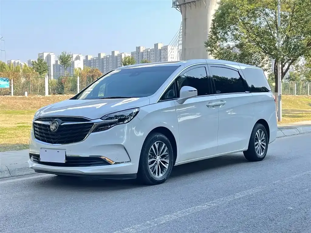 Buick GL8 2022 из CN, фото 2