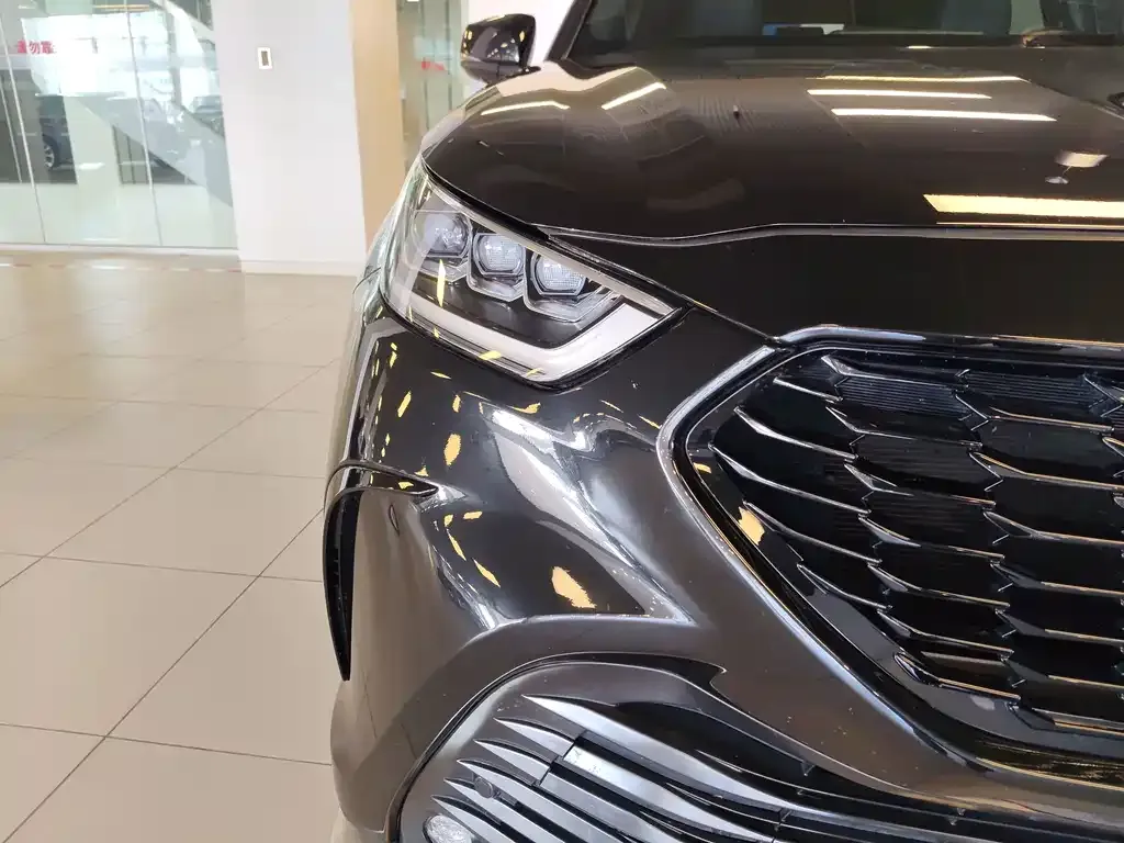 Toyota Crown Kluger 2021 из CN, фото 4