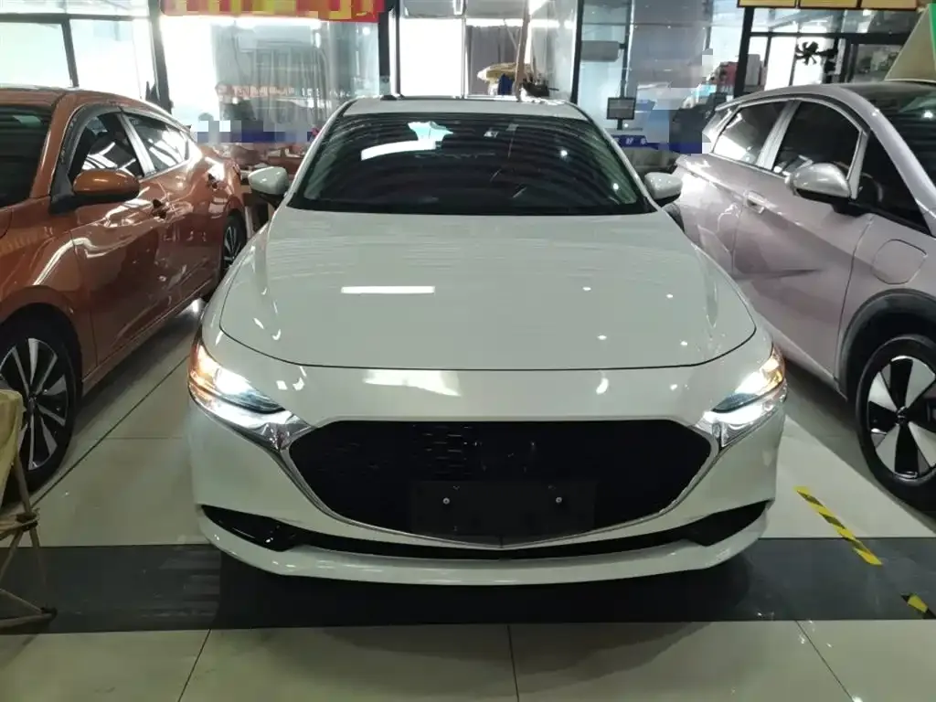 Mazda 3 Axela 2021 из CN, фото 3