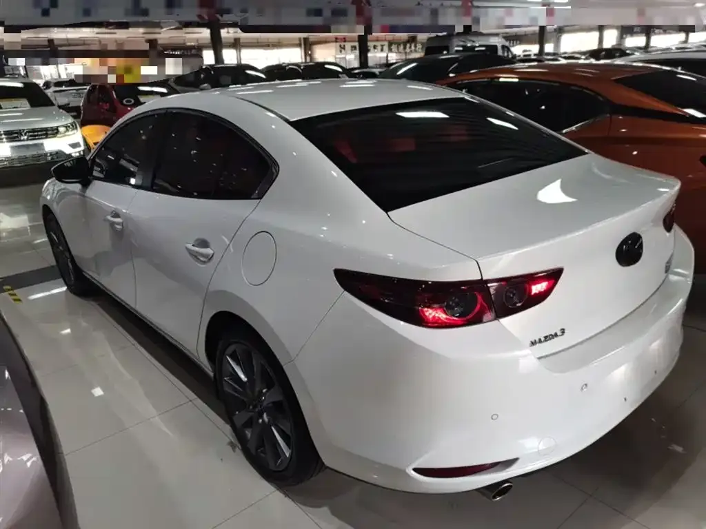 Mazda 3 Axela 2021 из CN, фото 5