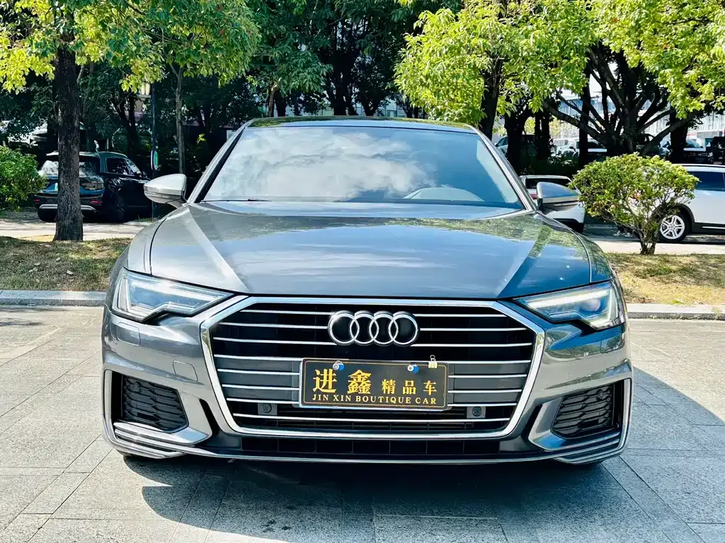 Audi A6L — фото 2