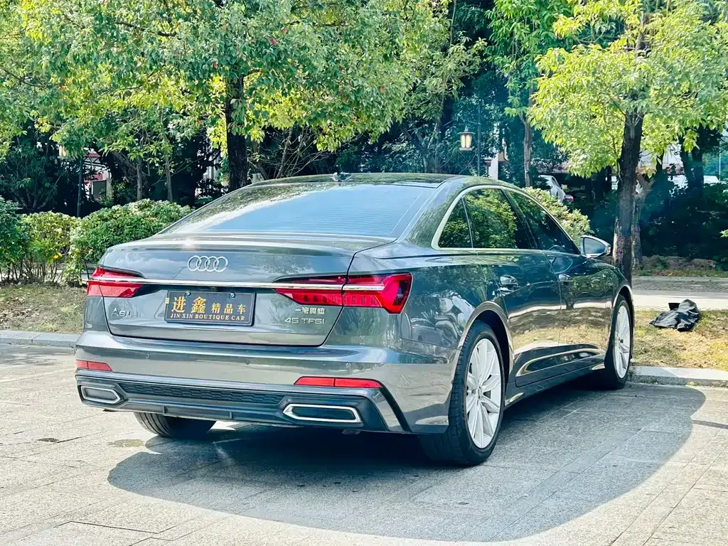 Audi A6L — фото 4
