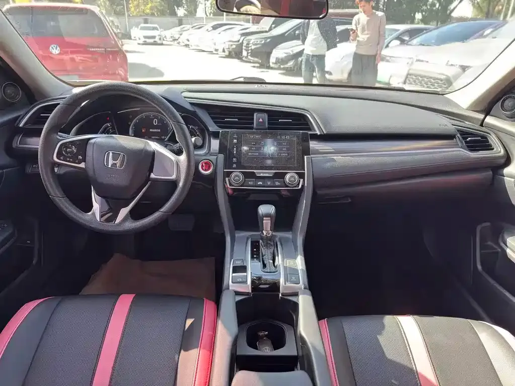 Honda Civic 2021 из CN, фото 4