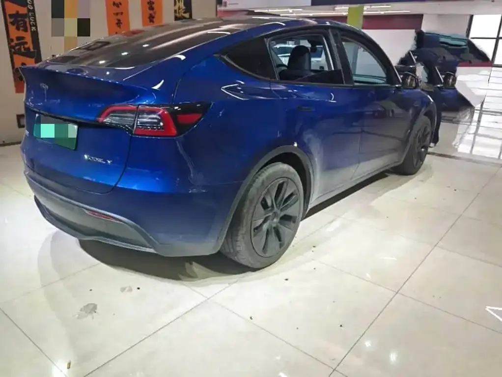 Tesla Model Y 2024 из CN, фото 8