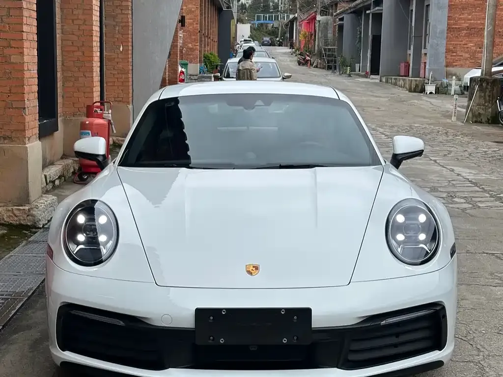 Porsche 911 2023 из CN, фото 4