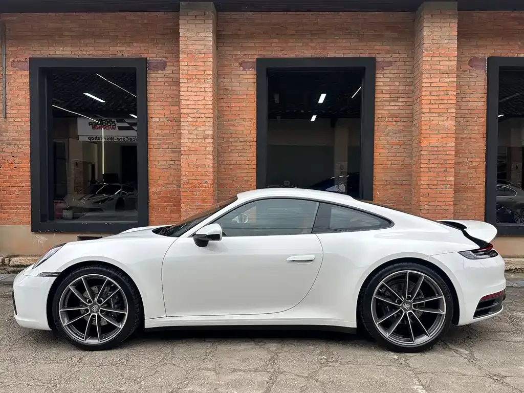 Porsche 911 2023 из CN, фото 5
