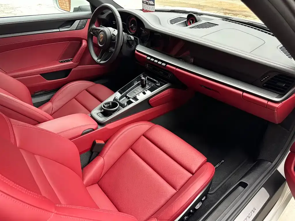 Porsche 911 2023 из CN, фото 6