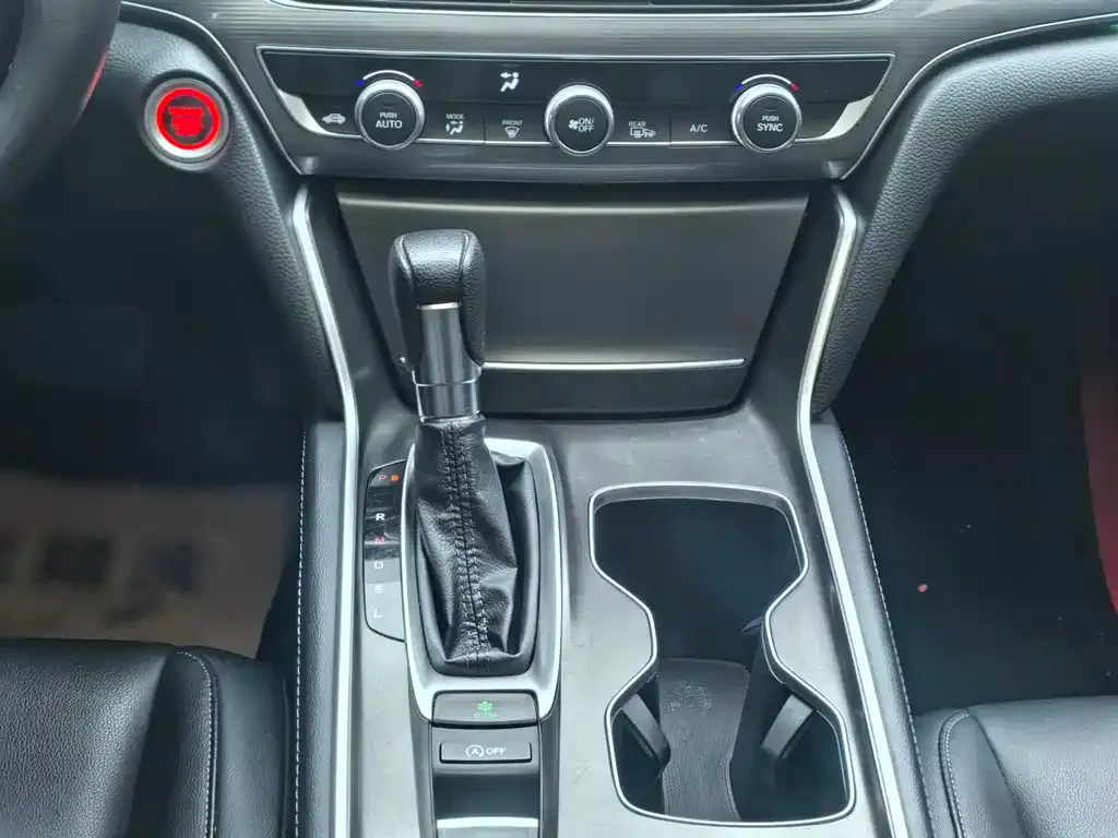 Honda Accord 2022 из CN, фото 7