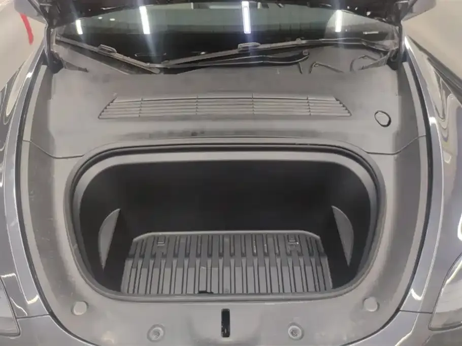 Tesla Model Y 2024 из CN, фото 10