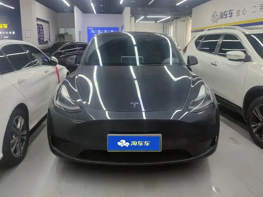 Tesla Model Y 2024 из CN, фото 2