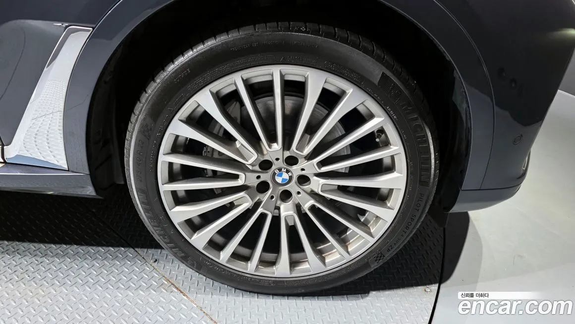 BMW X7 2021 из KR, фото 5