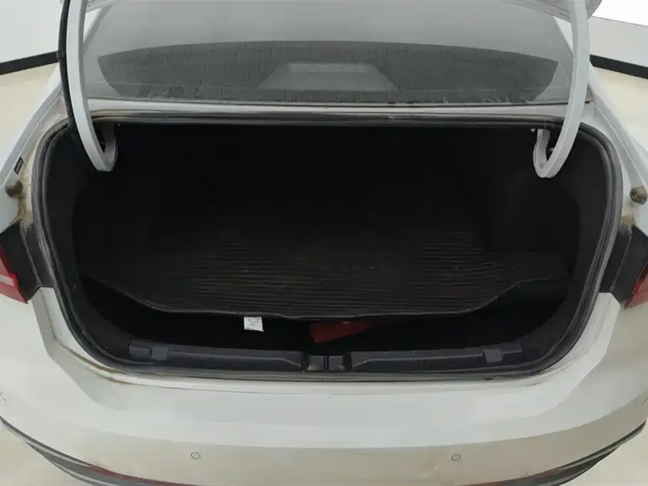 Volkswagen Lavida 2023 из CN, фото 4