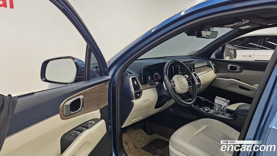 Kia Sorento — фото 10