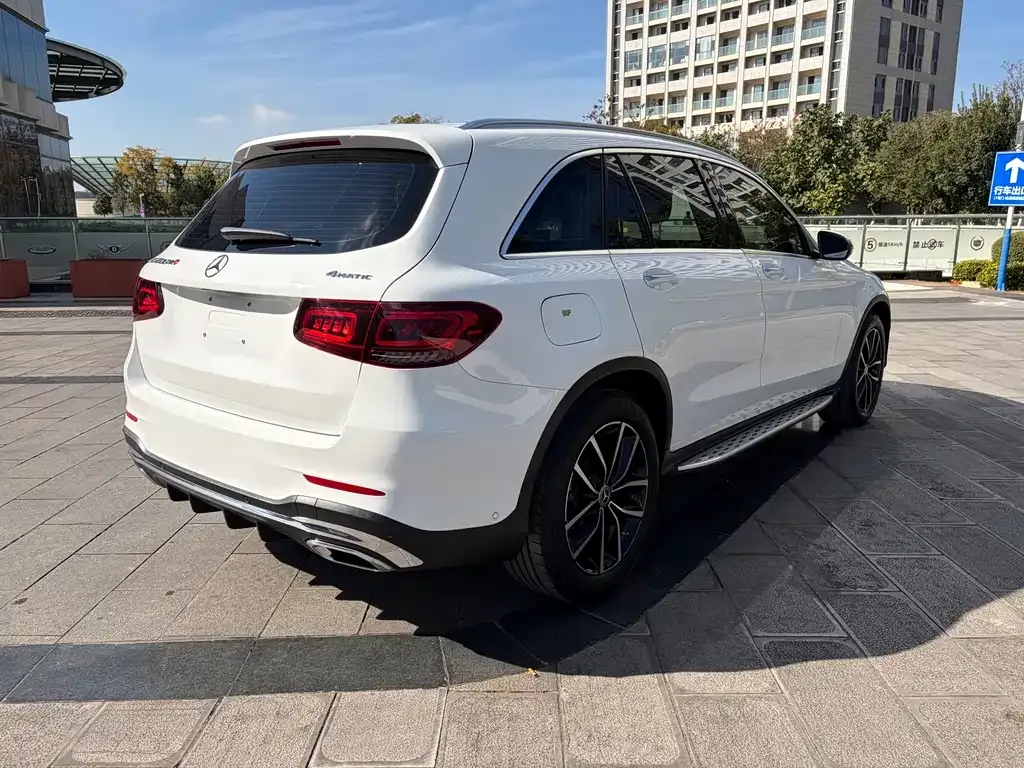 Mercedes-Benz GLC — фото 10