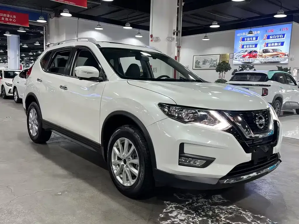 Nissan X-Trail 2024 из CN, фото 2