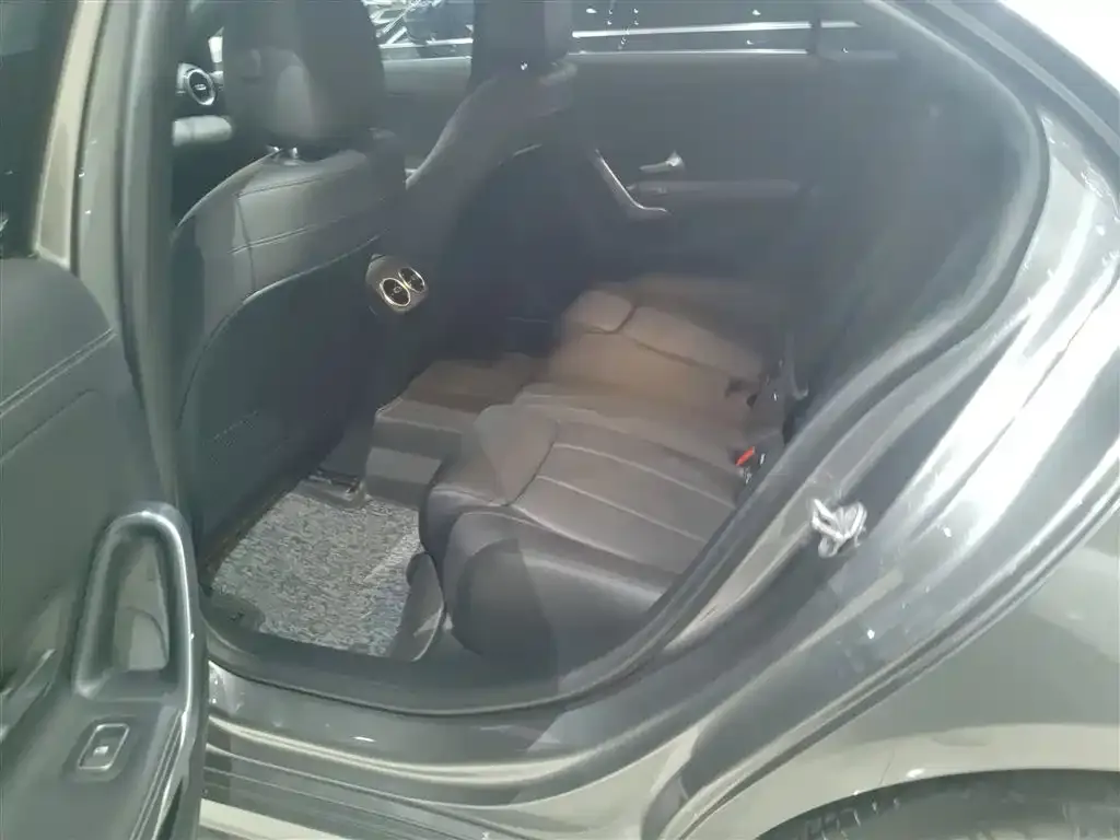 Mercedes-Benz A-Class 2021 из CN, фото 8