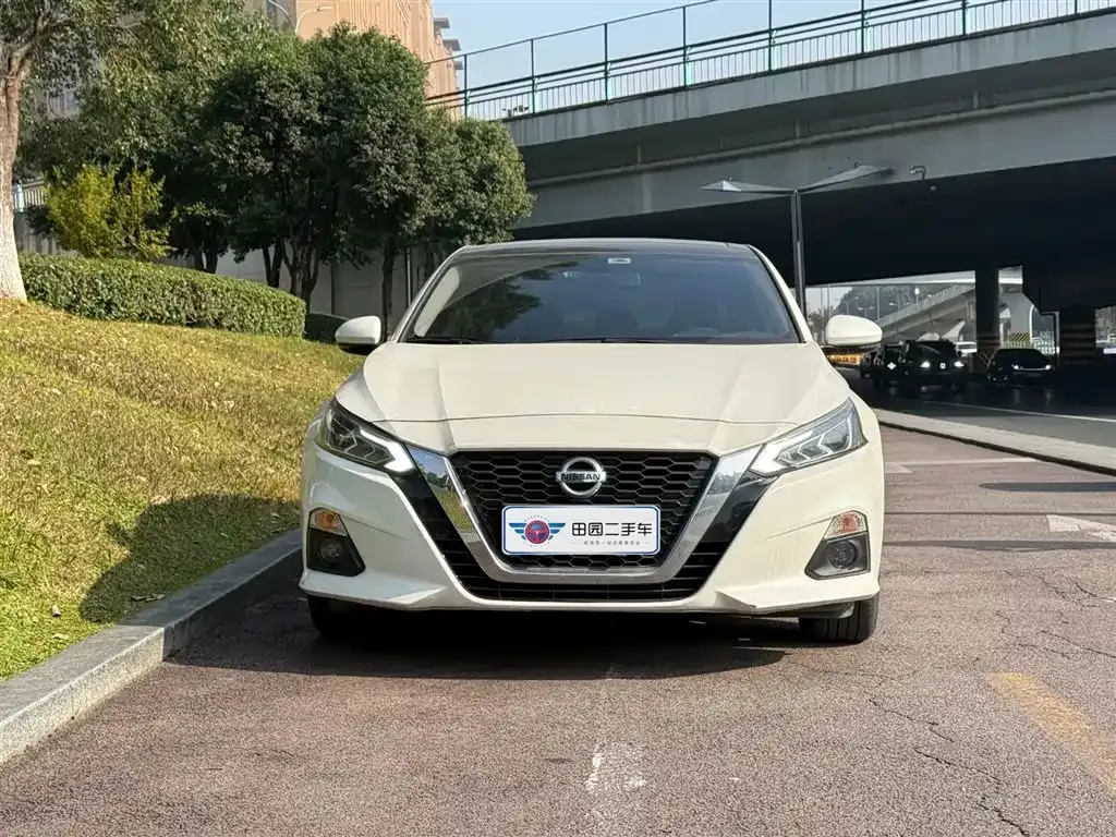Nissan Teana 2023 из CN, фото 2