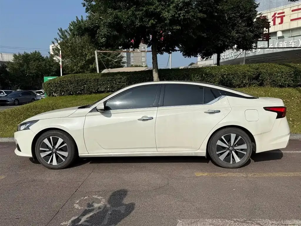 Nissan Teana 2023 из CN, фото 3